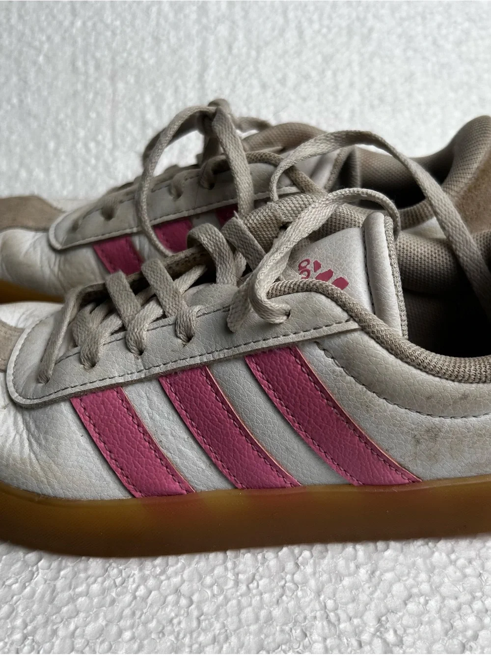 adidas Kids white and Pink Sneakers size 2